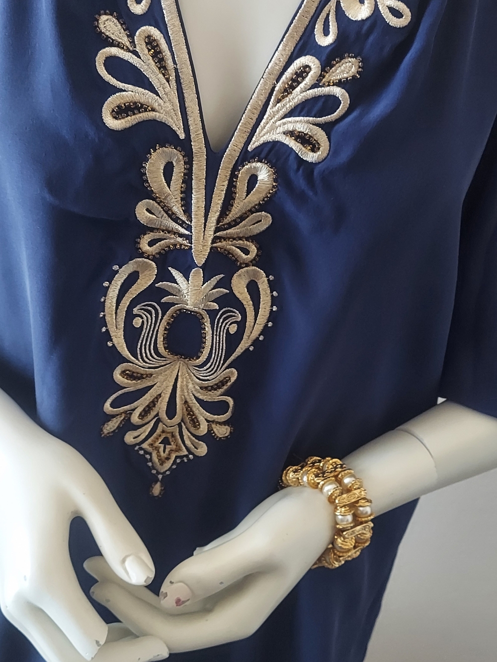 Lilly Pulitzer Navy Tunic with Cream Embroidered Neckline - Picture 9 of 9